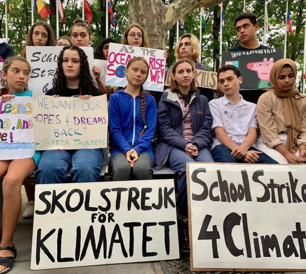 Trabajar para revertir el cambio climático es una urgencia para Greta Thunberg, que se convirtió en líder de millones de jóvenes de su generación en todo el mundo. 