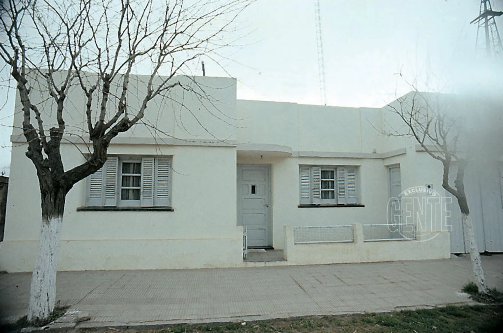 Esta era la casa en la que Favaloro vivió mientras hizo la suplencia -que temrinó extendiéndose por años- en Jacinto Aráuz. 