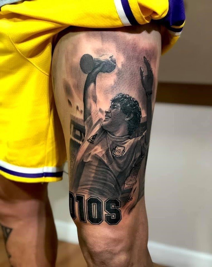 Homenaje a Maradona: los impresionantes tatuajes hiperrealistas