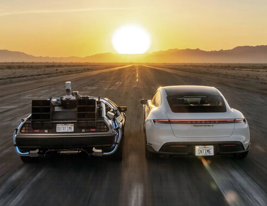Porsche Taycan Volver al Futuro
