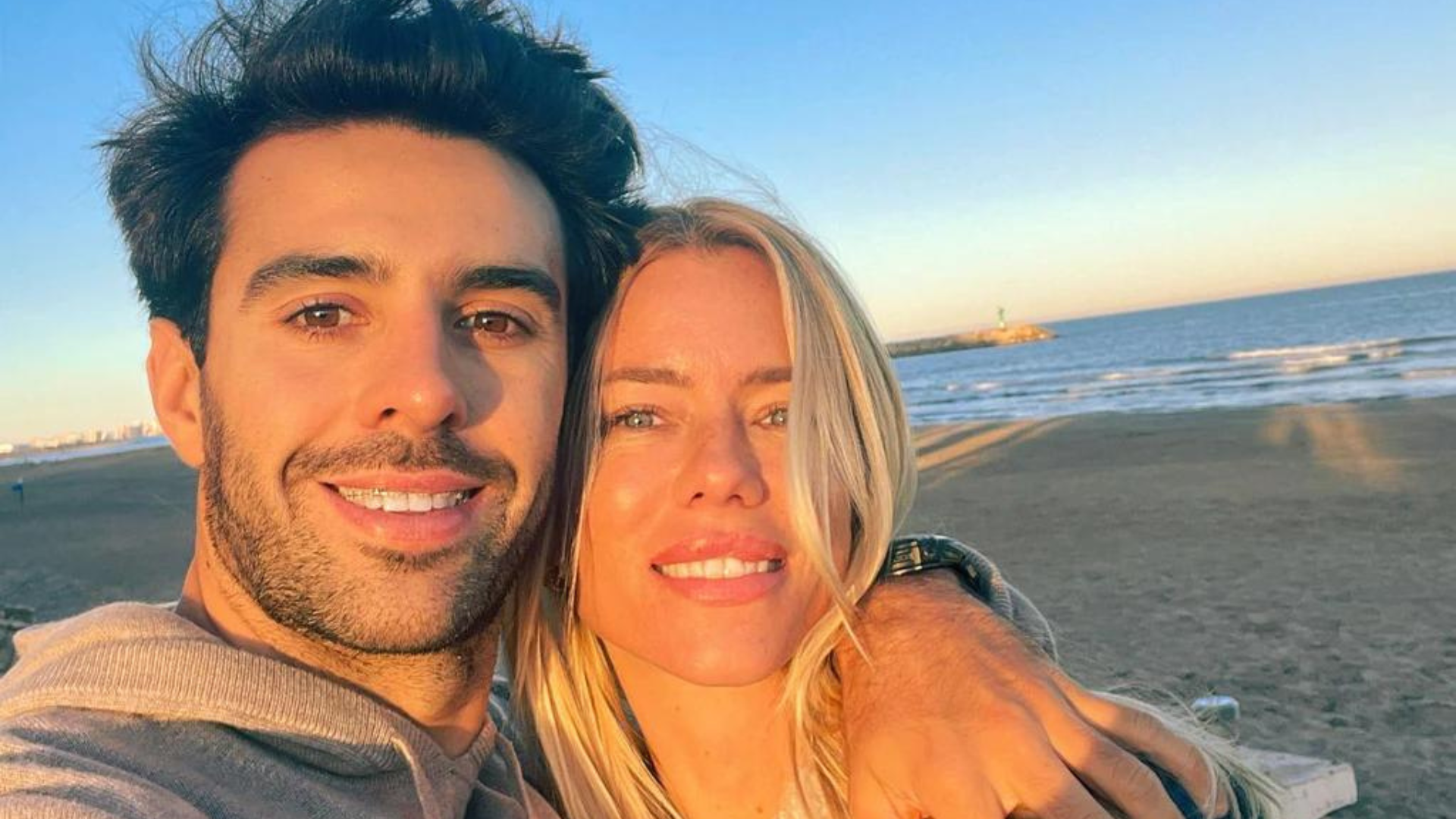 Manu Urcera confirms he is marrying Nicole Neumann – PEOPLE Online