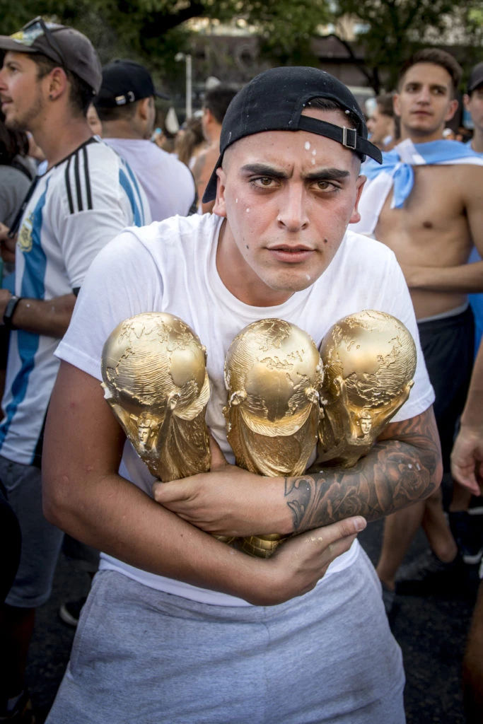 Argentina campeón mundial, los festejos en el Obelisco. Fotos: Fabián Uset y Manu Adaro.