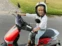Matilda Salazar en una moto Ducati