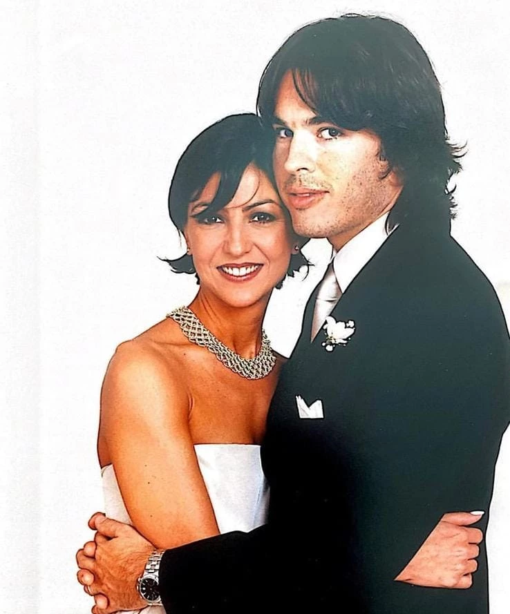 Evangelina Bomparola y Juan Pons durante su casamiento. Foto archivo. 