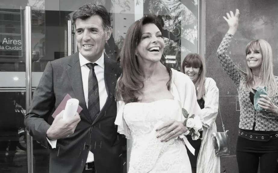 La pareja celebró con seres queridos en el marco de una mega fiesta en uno de los hoteles más caros de Buenos Aires. 