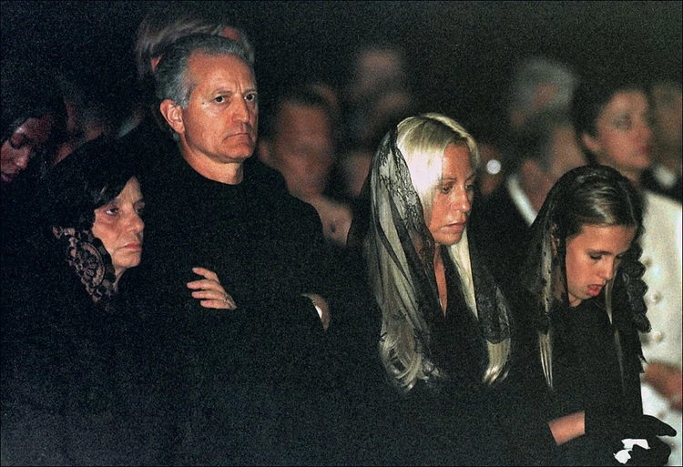 Donatella Verscae en el funeral de su hermano.
