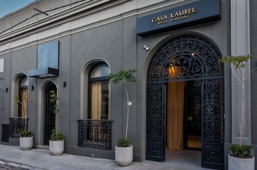 The facade of Casa Laurel