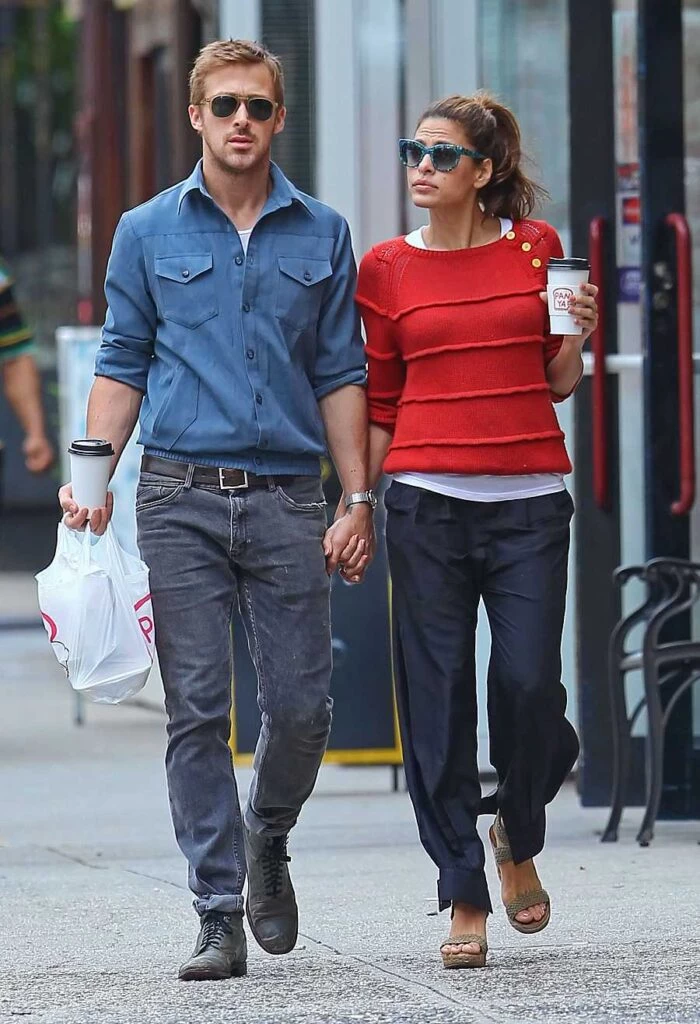 Ryan Gosling y Eva Mendes, una pareja que se mantiene alejada de la exposición.