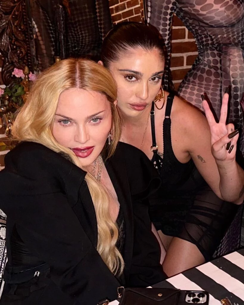 Madonna y Lourdes León